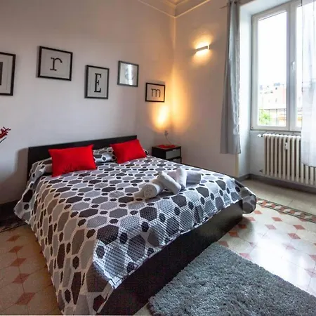 Red House Ostiense Historic Building アパート ローマ